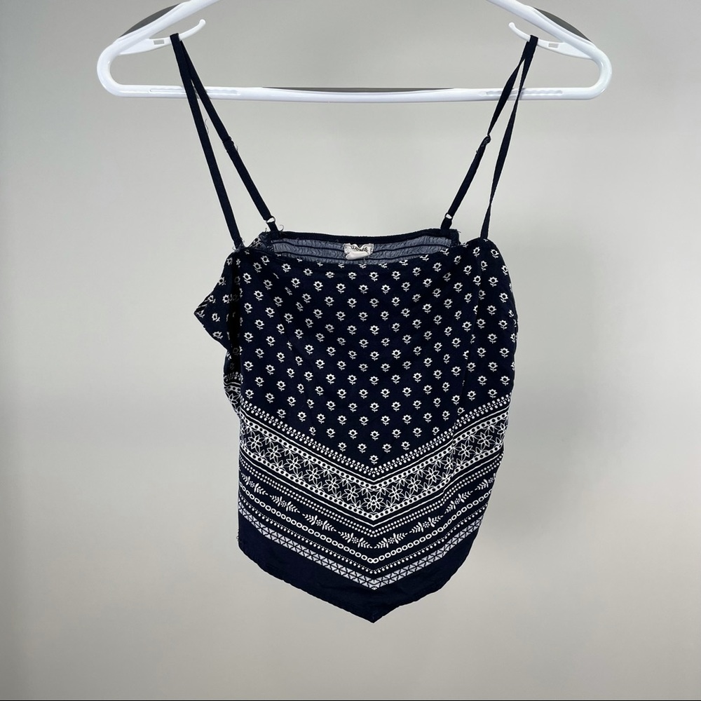 Scarf/bandana style navy blue top with half open back from Garage